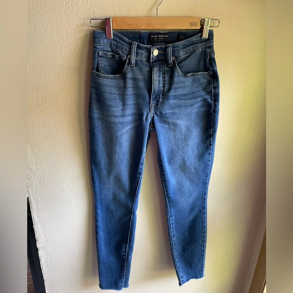 Lucky Brand Bridgette High Rise Skinny Ankle Jeans. Size 2/26